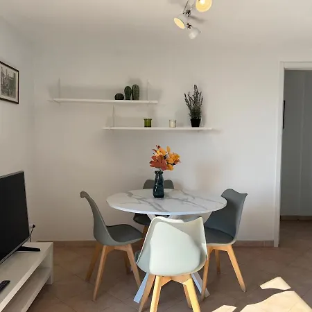 Rooftop Via Appia Nuova, Daire