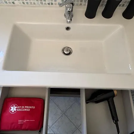 Rooftop Via Appia Nuova, * Roma