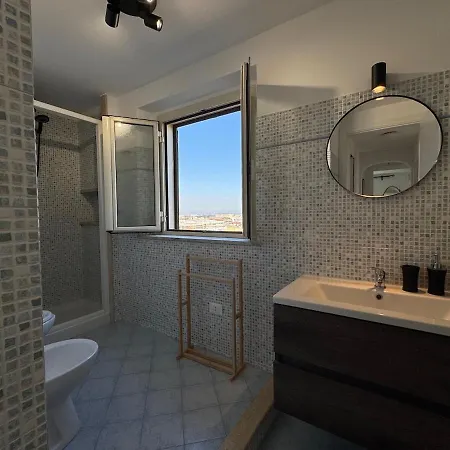 Daire Rooftop Via Appia Nuova,