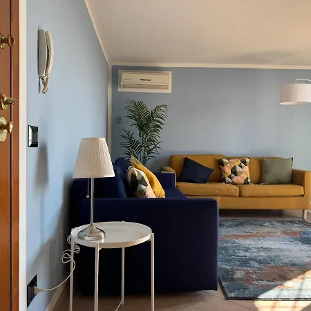 Daire Rooftop Via Appia Nuova, Roma